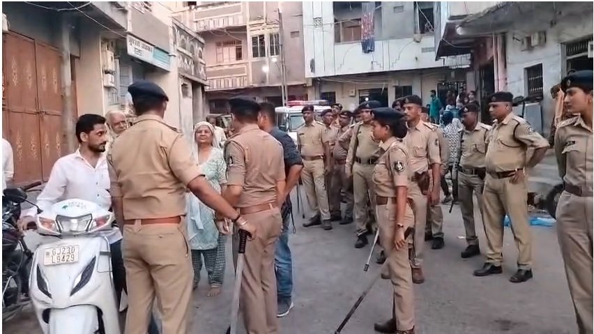 પંચમહાલના શહેરામાં પોલીસ દ્વારા ફલેગ માર્ચ યોજાઇ
