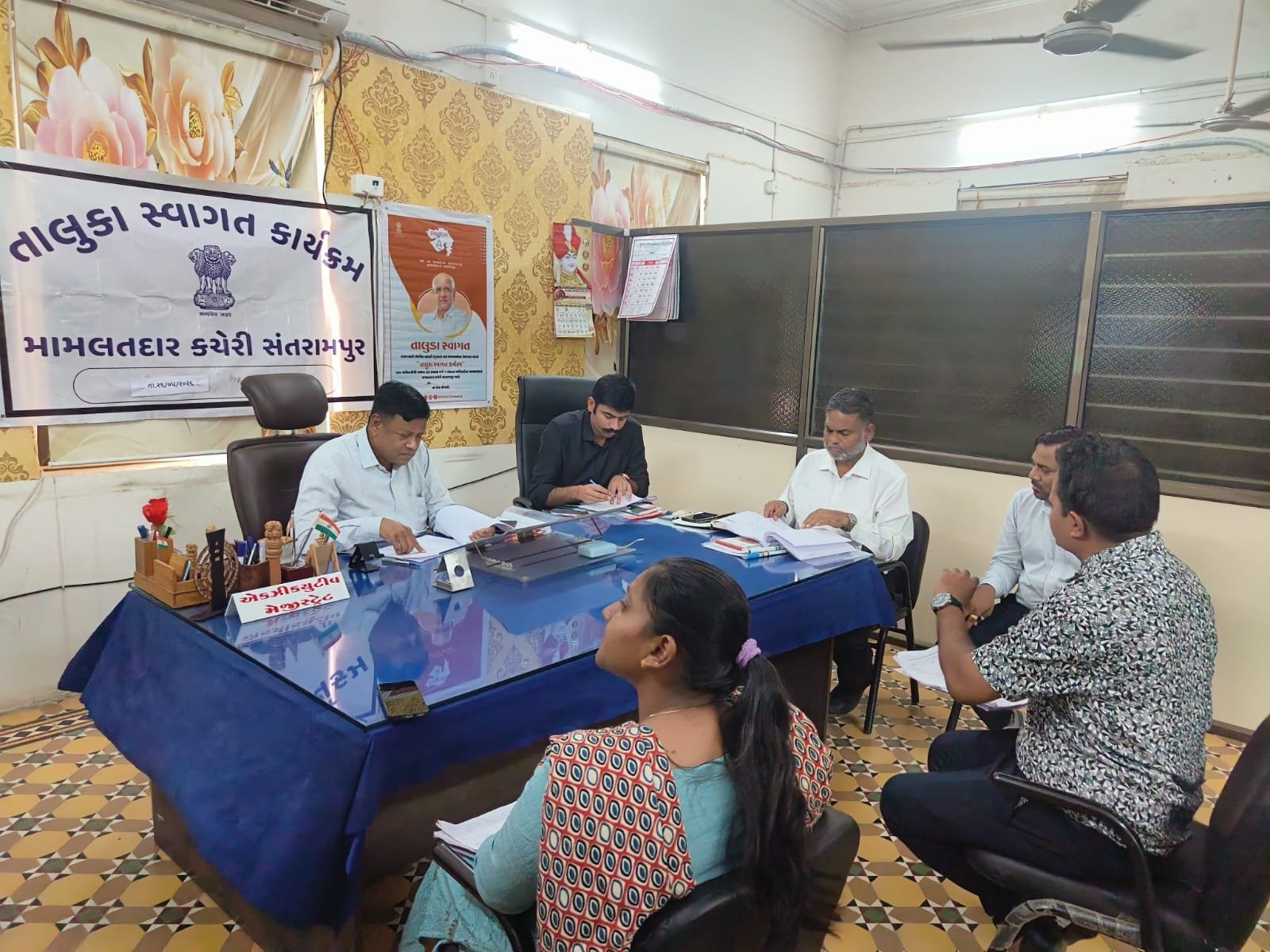 સંતરામપુર ખાતે નિવાસી અધિક કલેક્ટરના અધ્યક્ષસ્થાને તાલુકા ‘સ્વાગત’ કાર્યક્રમ યોજાયો