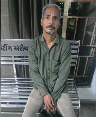 કોઠારીયા રોડ પર મેલડી માતાના મંદિરમાંથી ચાંદીના છત્તર સહિત ચોરી
