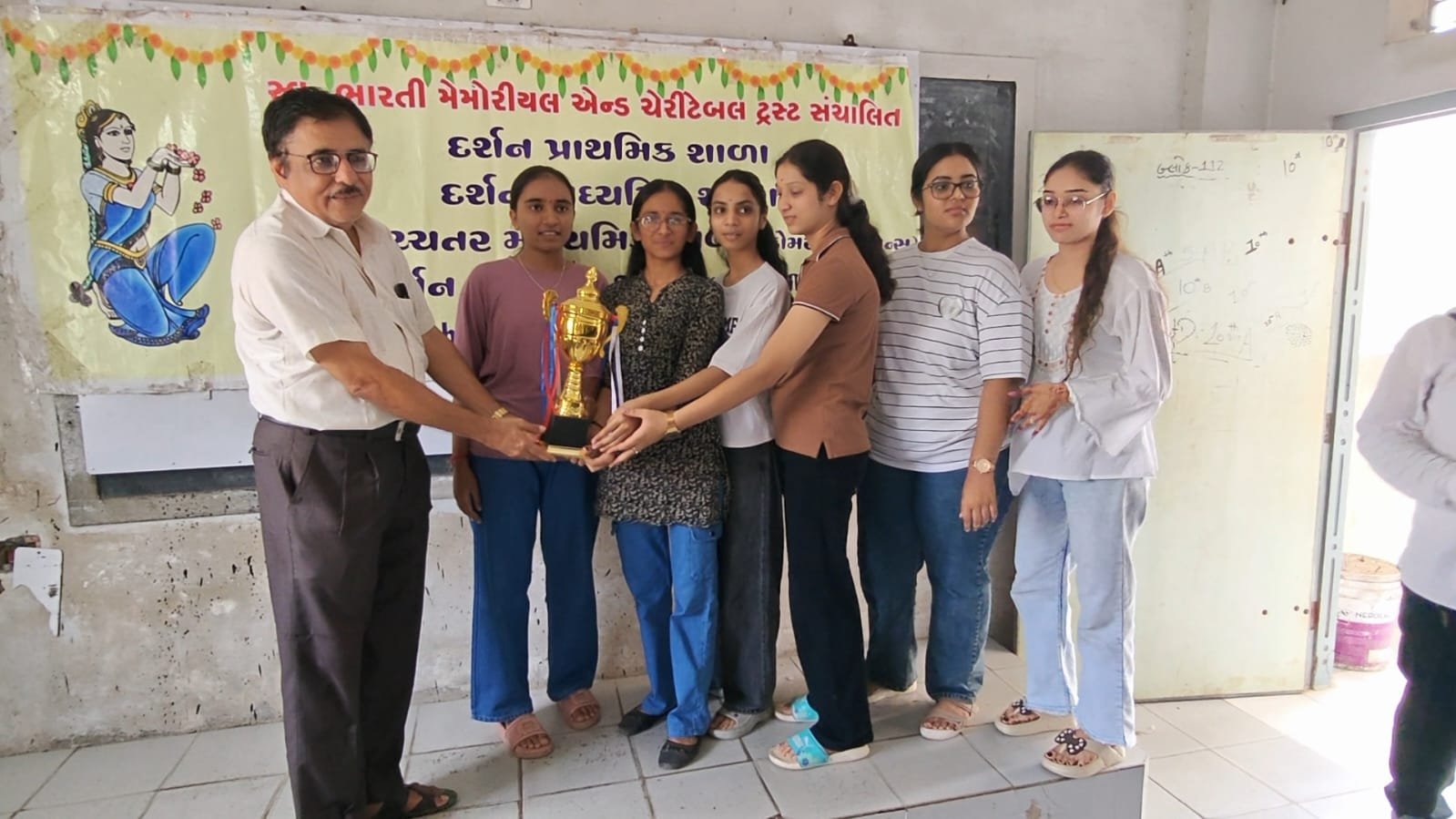 ગીર સોમનાથનું વિજ્ઞાન પ્રવાહનું 84.75 %, સામાન્ય પ્રવાહનું 93.57 % ઝળહળતું પરીણામ