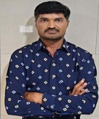 છ માસથી પોલીસને ચકમો આપતો લિસ્ટેડ બુટલેગર LCBના સકંજામાં સપડાયો