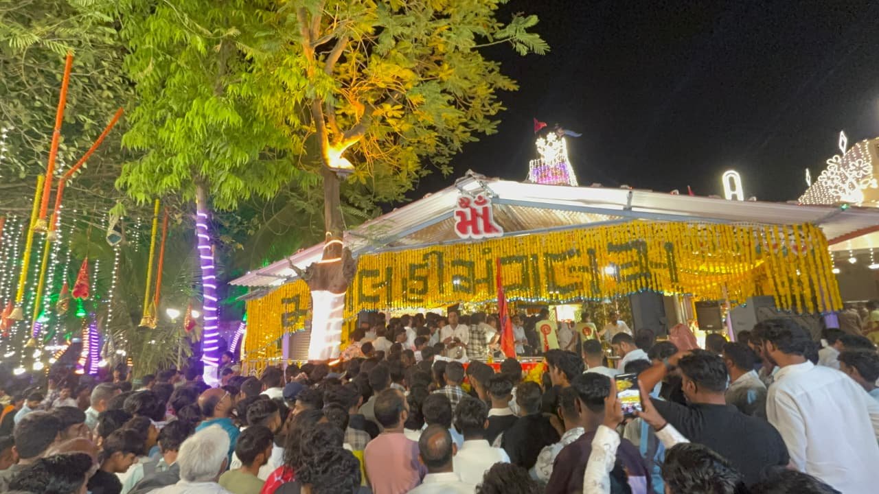 મહુવાના સુપ્રસિદ્ધ ભગુડા મોંગલધામ ખાતે ૩૦ માં પરમ ઉત્સવની ઉજવણી કરાઇ