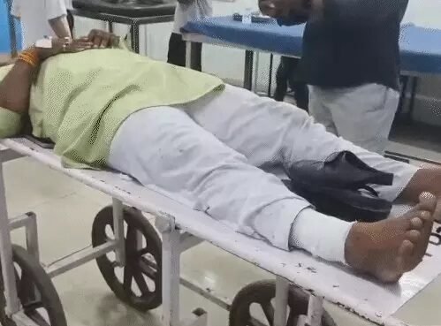 બાંટવા નગરપાલિકાના પ્રમુખ અને ધારાસભ્ય વિરૂધ્ધ ટીપ્પણી કરનારને પાઇપથી ફટકાર્યા
