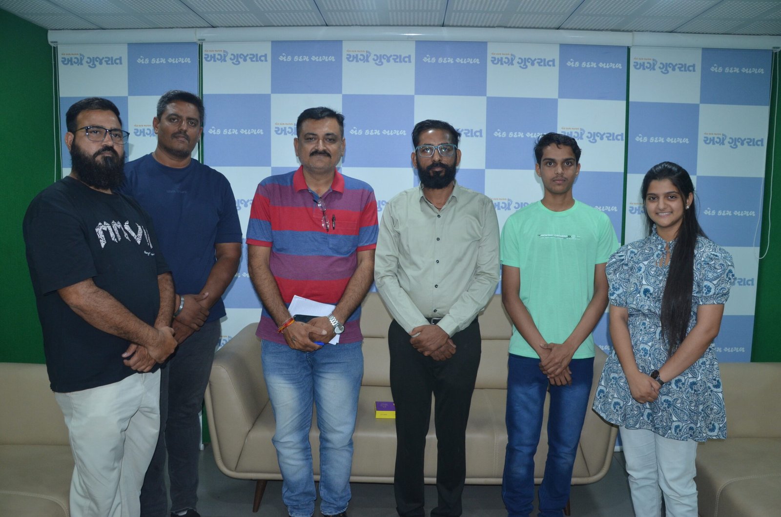 રાજકોટ પંથકની સંધી સમાજની દીકરી મહેકનો કમાલ: 12 કોમર્સમાં 99.97 PR સાથે રાજકોટમાં ત્રીજો ક્રમાંક, CEO બનવાનું સપનું