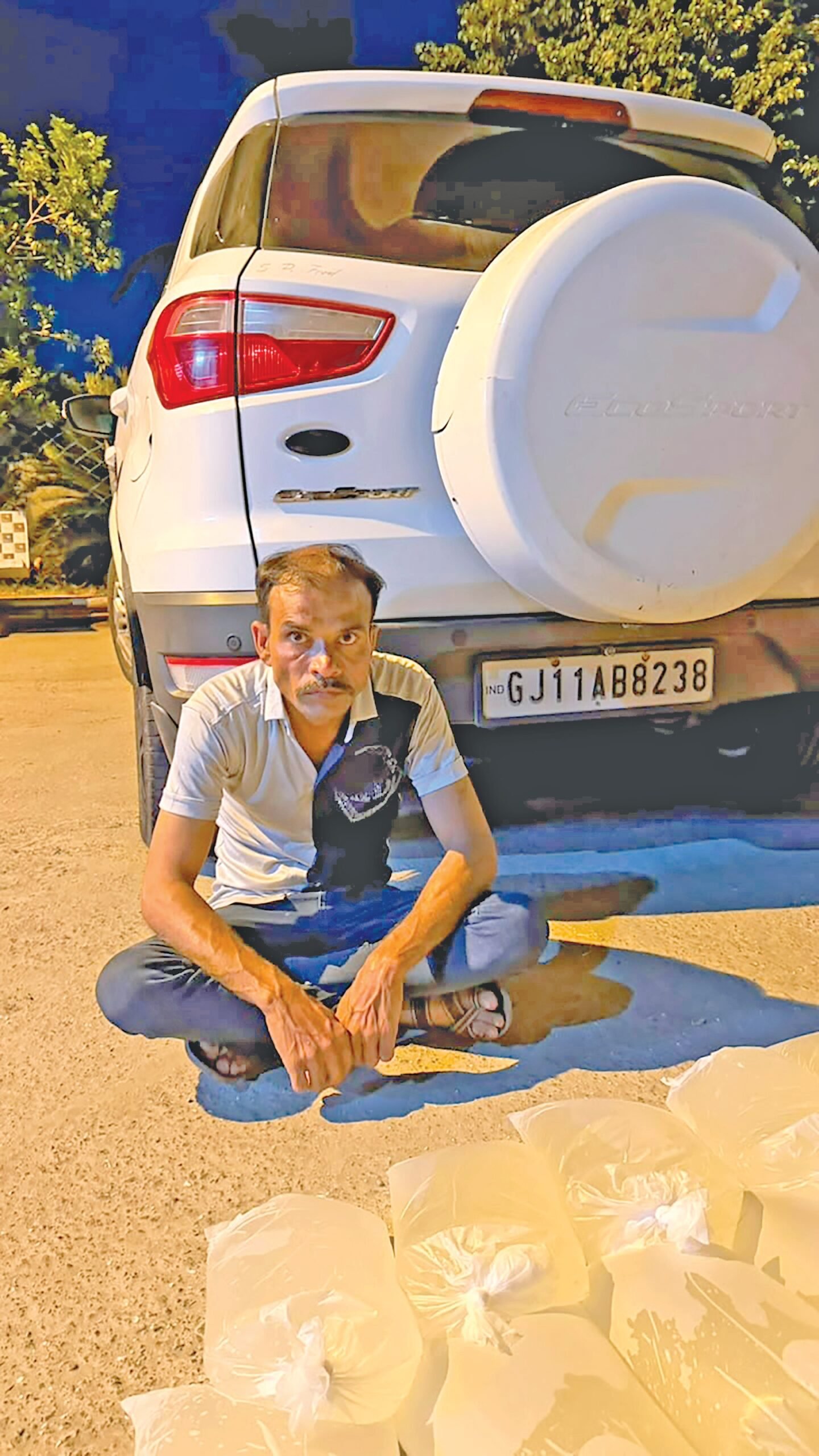 જેતપુરના ખારચીયા પાસેથી કારમાંથી ૫૦૦ લીટર દેશી દારૂ સાથે એક ઝડપાયો