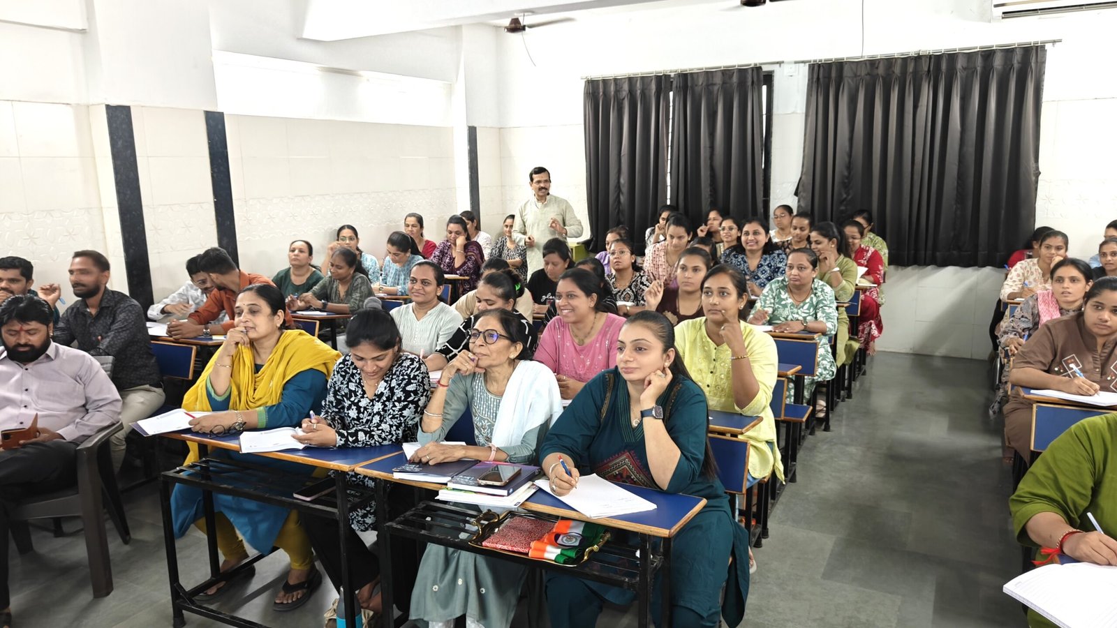 કૌશલમ્ ઇ-ટૅકનો ઇન્ટરનેશનલ સ્કૂલમાં ‘AI’ના સદુપયોગ દ્વારા ‘ભાષાસજ્જતા’ સેમિનાર યોજાયો