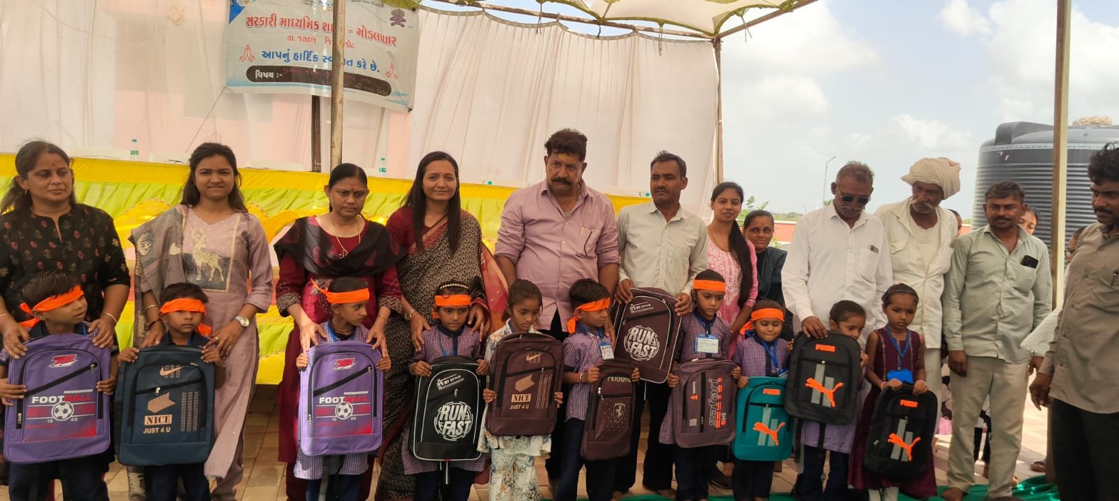 ગોડલાધારની શાળામાં નવા વિદ્યાર્થીઓનું ઉષ્માભર્યું સ્વાગત