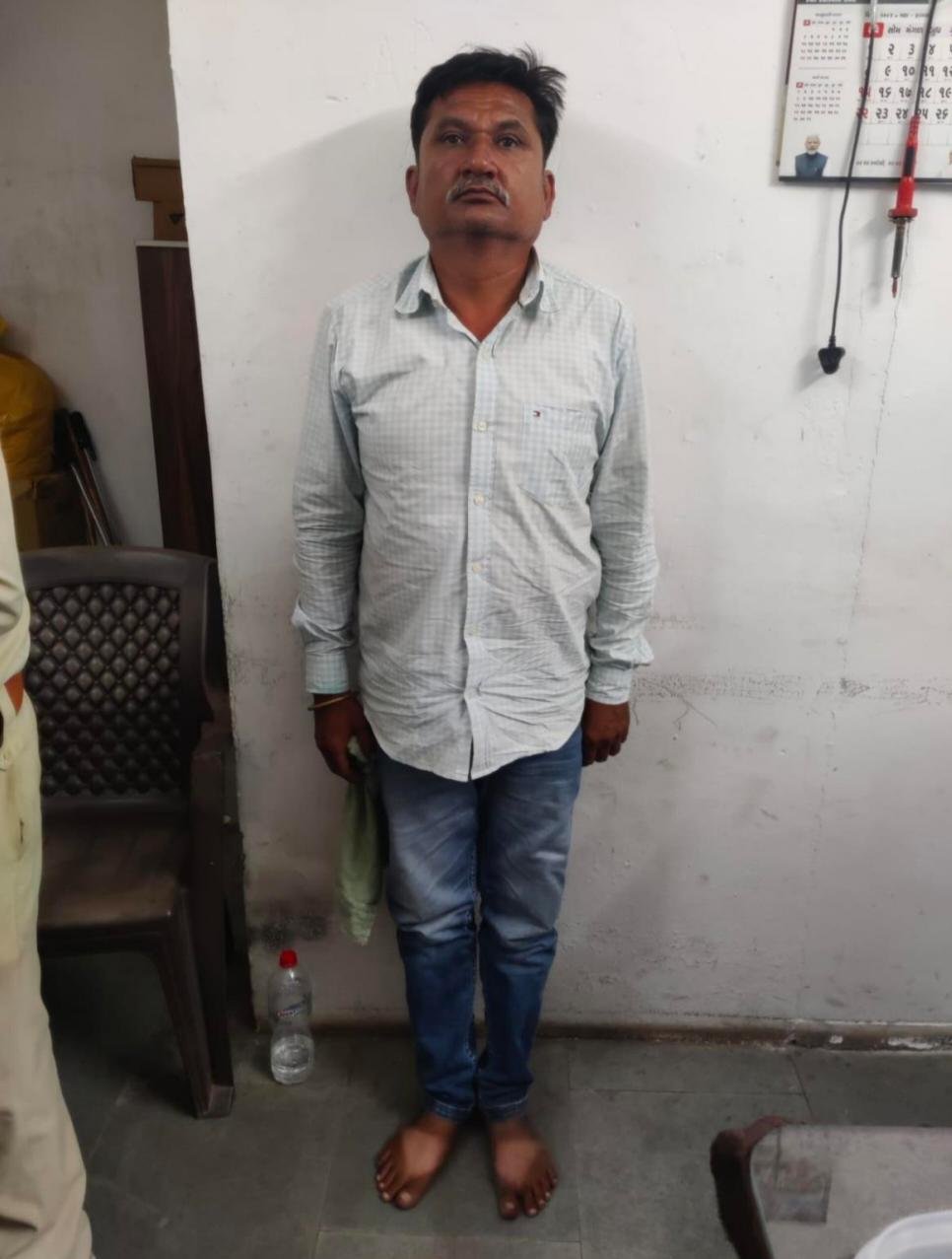 જેતપુરમાં ફરાર પ્રોહીબીશનનો રીઢો ગુનેગાર ડીસાથી ઝડપાયો