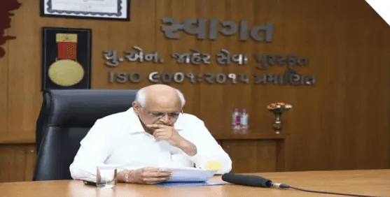 અરજદારોને ગાંધીનગરના ધક્કા ખાવા તે અયોગ્ય : CM