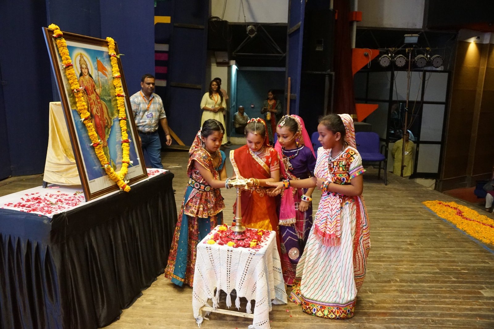 “સેવા પરમો ધર્મઃ” આપણા શાસ્ત્રોનો મૂળભૂત સંદેશ છે : પરાગજી અભ્યંકર