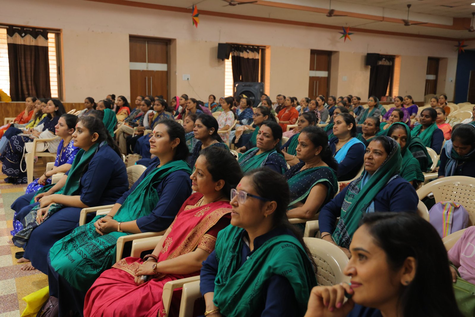 રાજકોટ ગુરુકુલમાં સંસ્કાર અને પ્રેરણા આપતો ભવ્ય ‘યુવતી સેમીનાર’ યોજાયો