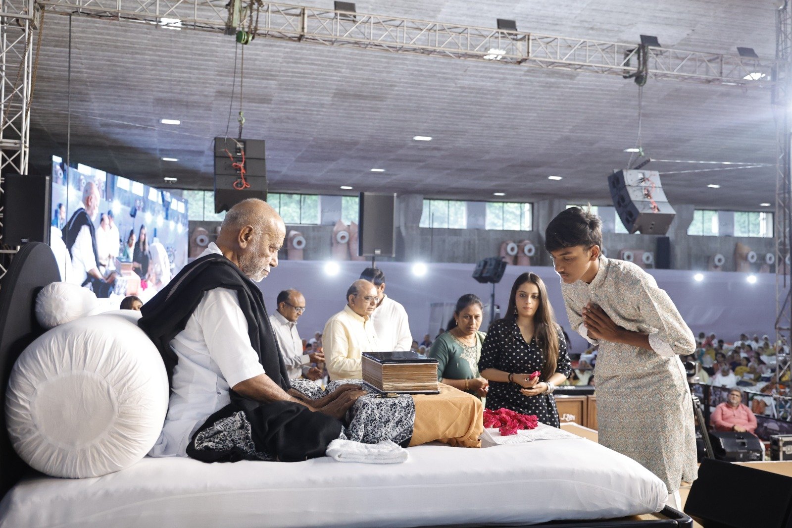 રામકથા અમૃત છે, રામનાથ અમૃત છે: મોરારિબાપુ