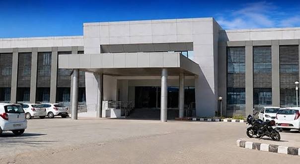  રીન્યુઅલ માટે નિર્ધારીત ફી જ વસુલી શકાશે : RTO  