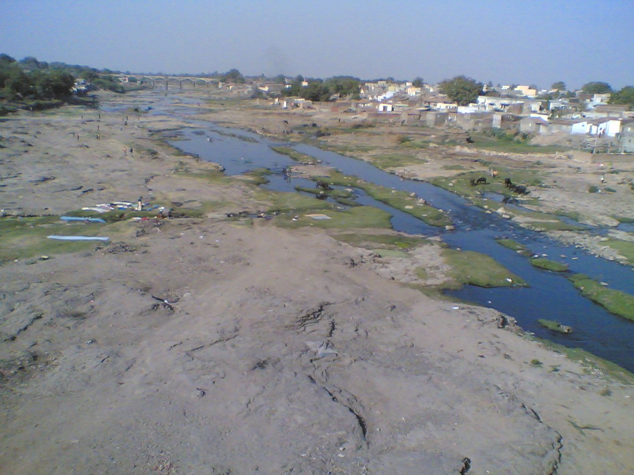 આજી, લાલપરી, ન્યારી, ખોખડદળ નદી, ત્રંબા સહિતના જળાશયોમાં ન્હાવા પર પ્રતિબંધ