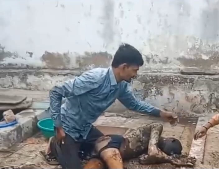 સાવરકુંડલામાં ફટાકડા ફેકટરીમાં આગ: ૧૭ વર્ષના કિશોરનું મોત