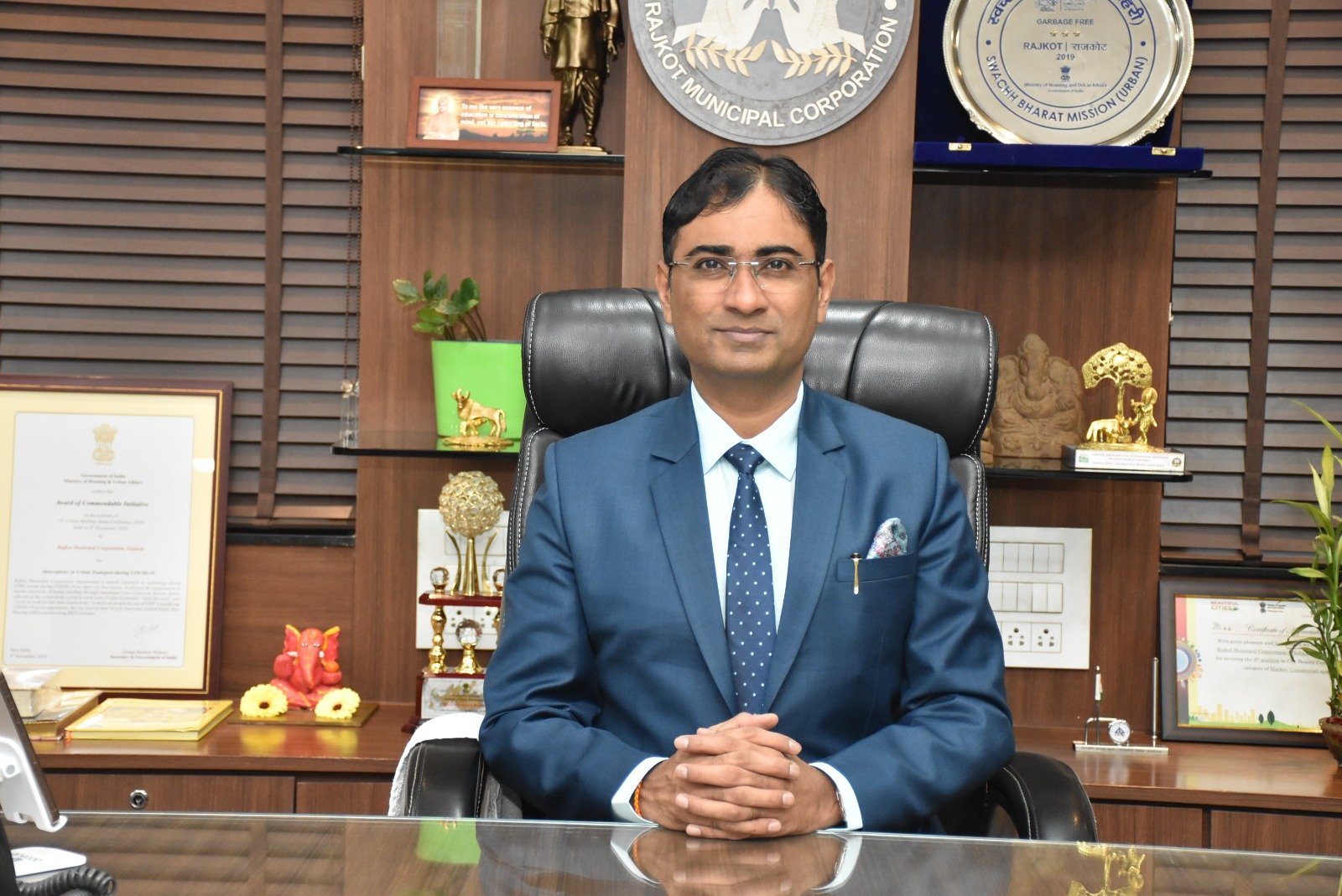 ભંગાર થયેલા સરકારી વાહનો વેચવા કાઢતી મનપા, ઈ-ઓક્શનથી હરરાજી