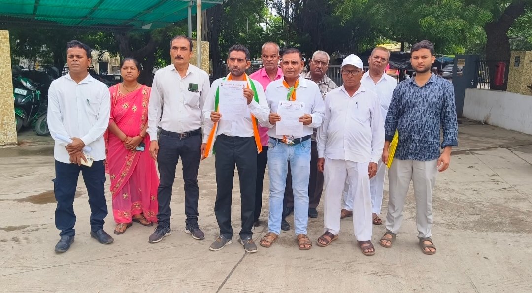 જેતપુરમાં મલ્લિકાર્જુન ખડગેના કાર્યક્રમ સ્થળે “શુદ્ધિકરણ” ના નામે હવન કરાતા વિરોધ