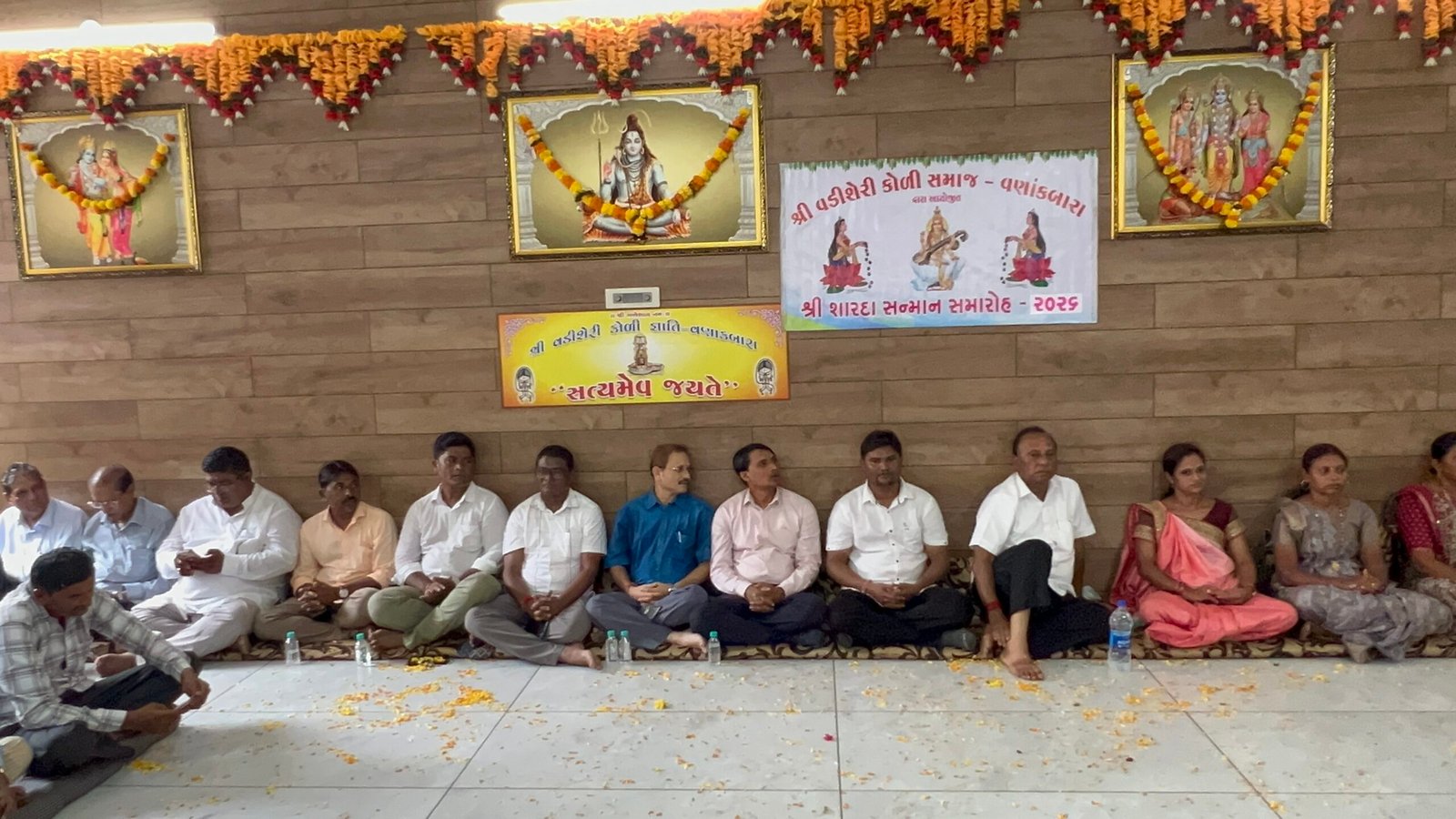 વણાંકબારામાં વડી શેરી કોળી સમાજ દ્વારા તેજસ્વી વિદ્યાર્થીઓ માટે ‘શારદા સન્માન સમારોહ’ યોજાયો