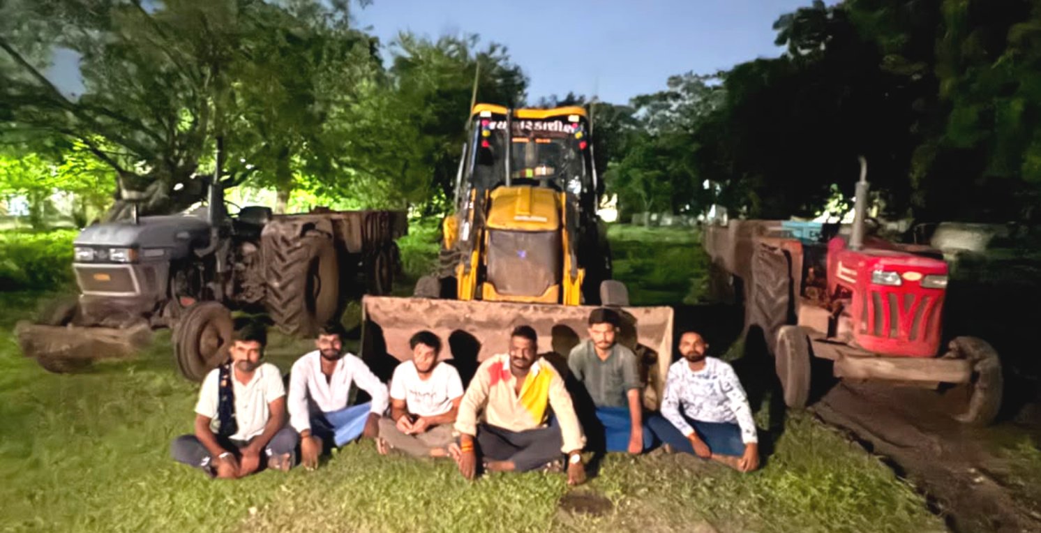 ધોરાજી તાલુકામાં ગેરકાયદેસર ચાલતી ખનીજ ચોરી ઝડપાઈ