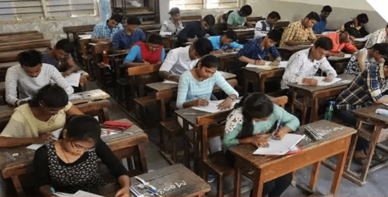 ભારે વરસાદની આગાહીથી GPSC અને TATની આવતીકાલની પરીક્ષાઓ મોકુફ