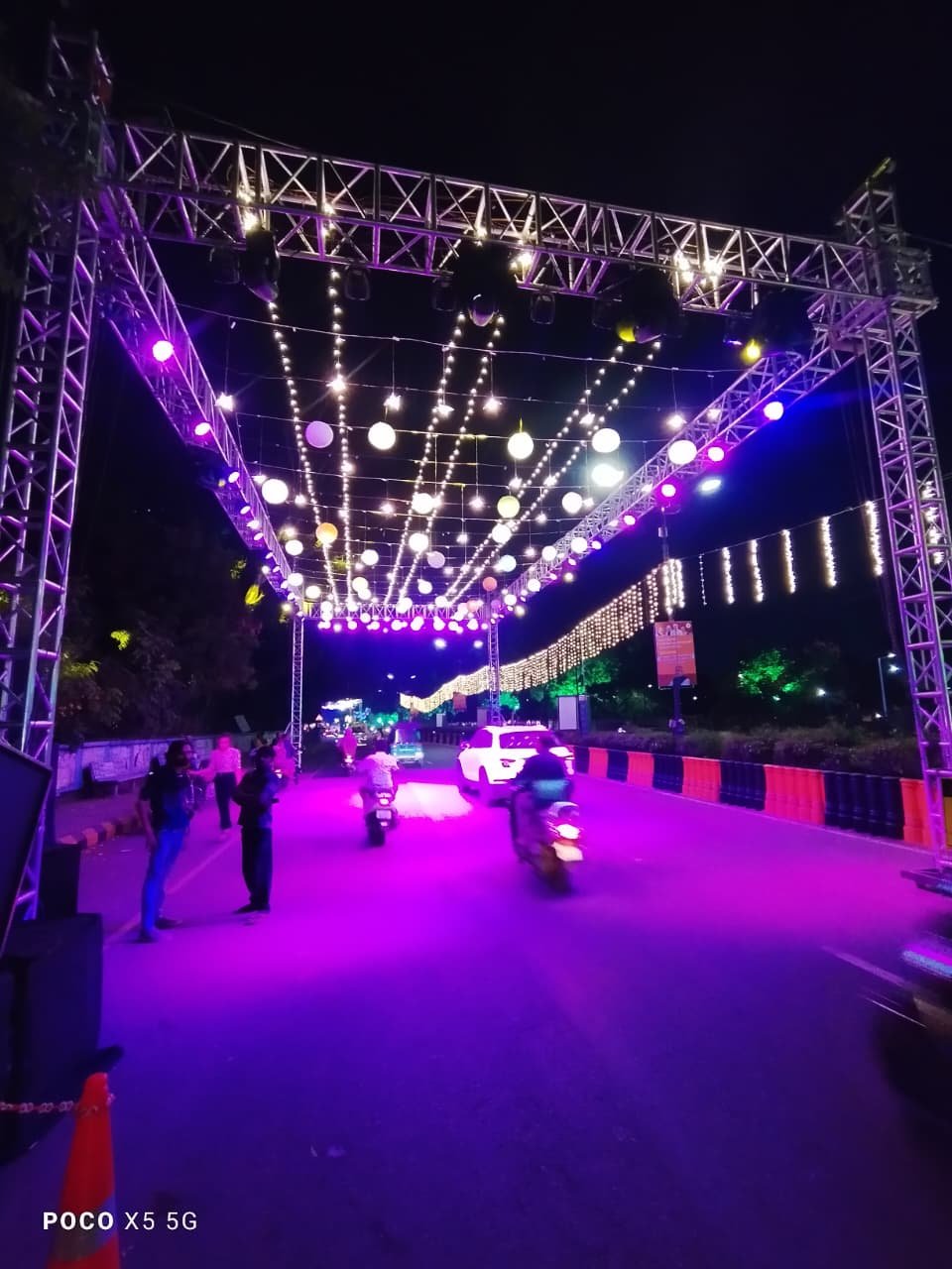 અમદાવાદમાં દિવાળી રોશની પર કાપ, રાજકોટમાં લેવાશે નિર્ણય?