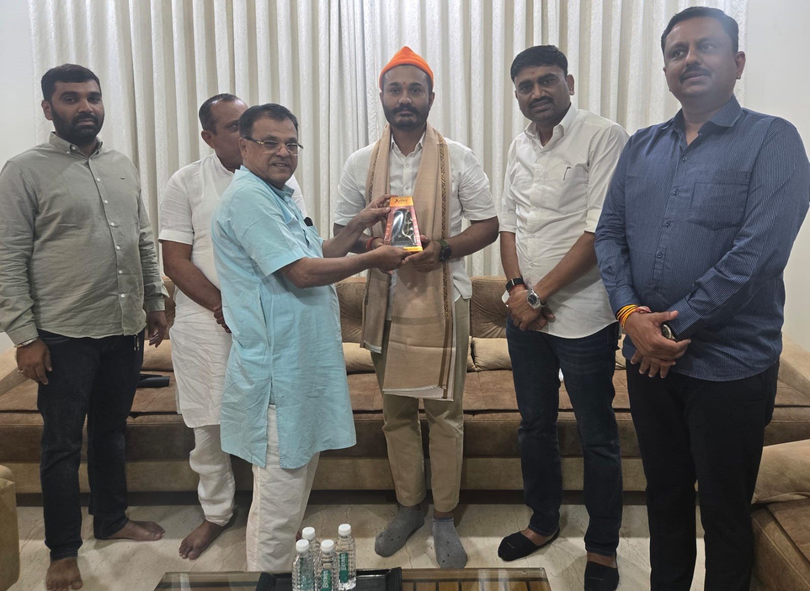 સહ સંગઠન મહામંત્રી અરુણ બિન્નાડીએ દિનેશ અમૃતિયાની લીધી શુભેચ્છા મુલાકાત
